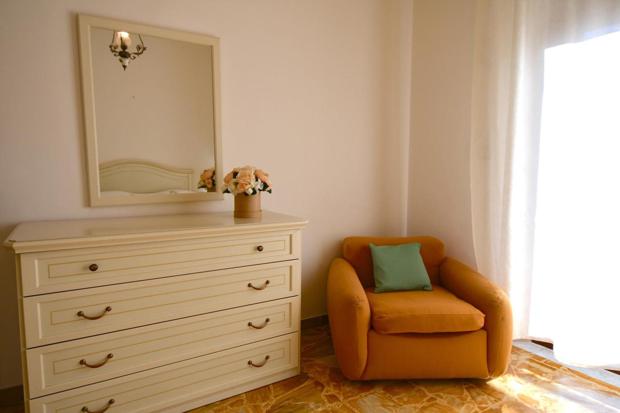 Lo Scorcio Sul Mare Apartment Formia Exteriör bild